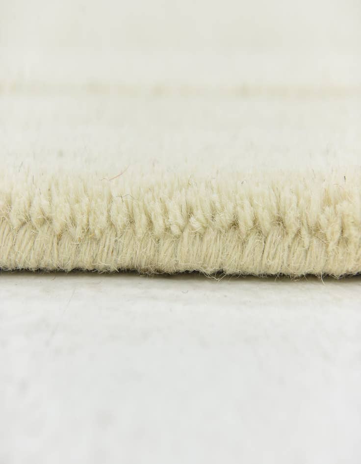 Detail image of 2' 9 x 5' Luna Wool Rug