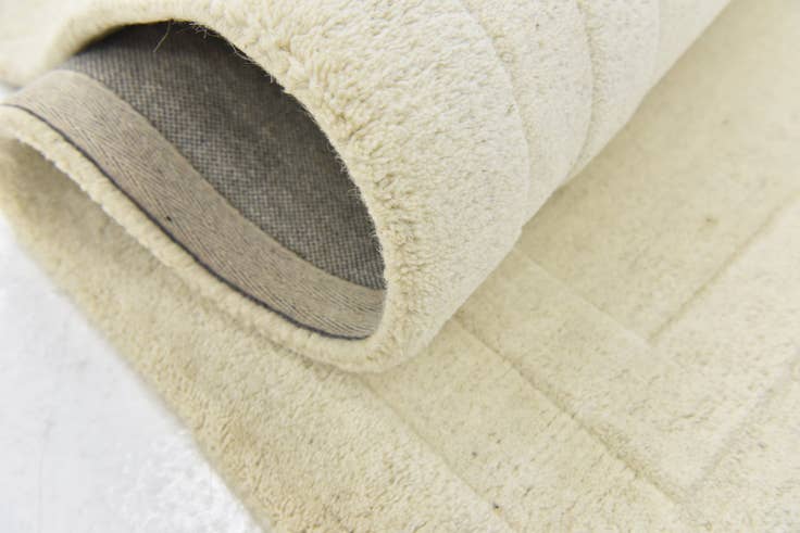 Detail image of 2' 9 x 5' Luna Wool Rug