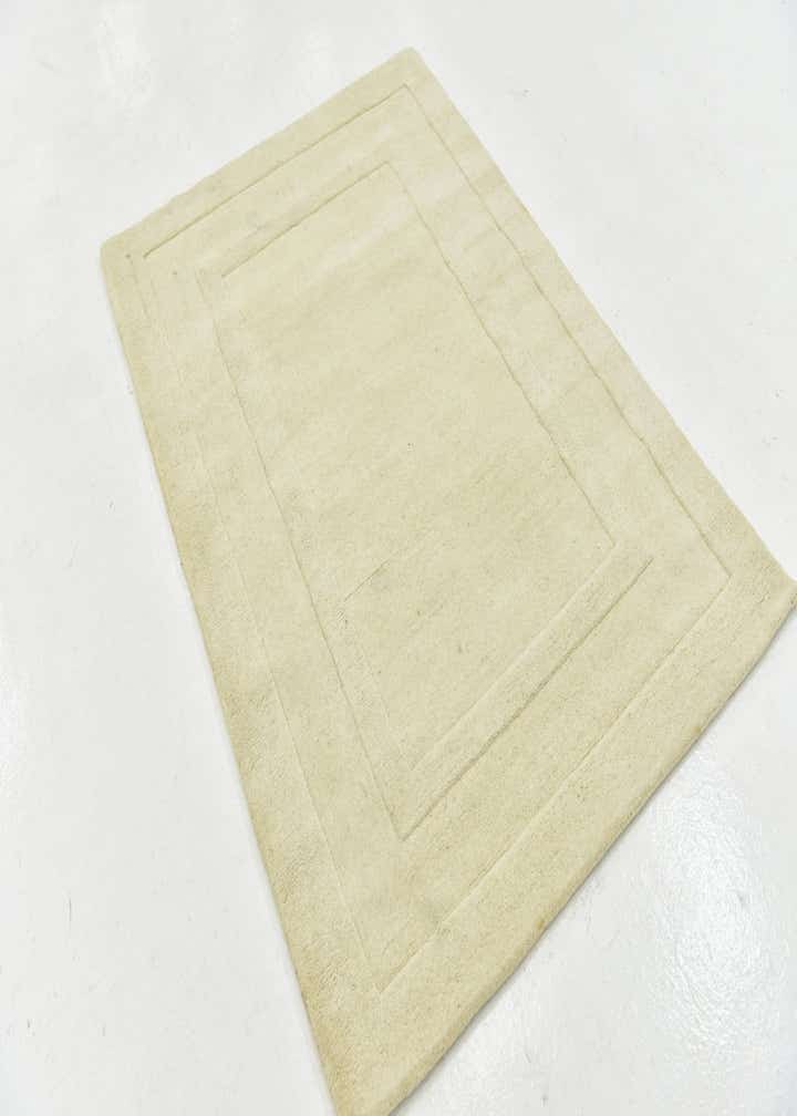 4' x 5' 6 Luna Wool Rug