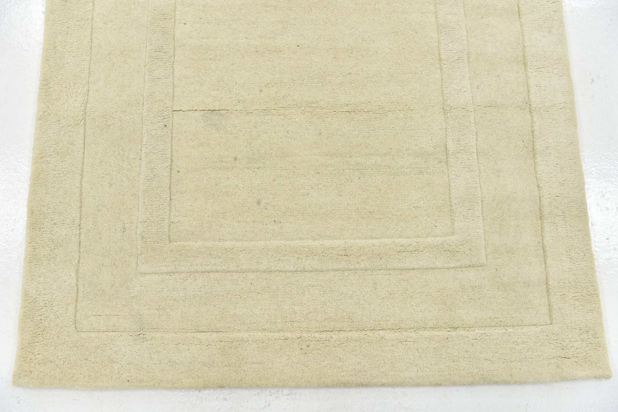 4' x 5' 6 Luna Wool Rug