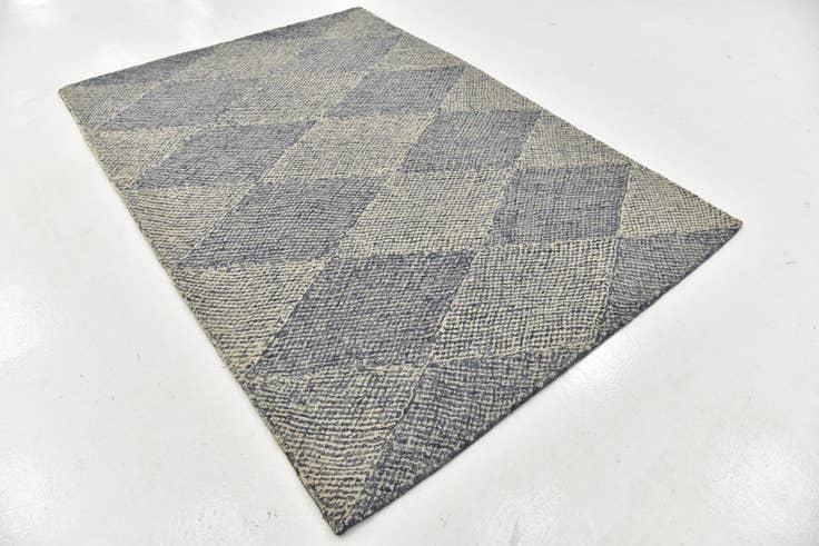 Detail image of 5' 3 x 7' 6 Luna Wool Rug