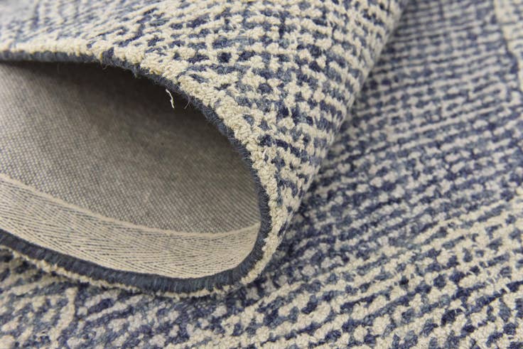 Detail image of 5' 3 x 7' 6 Luna Wool Rug