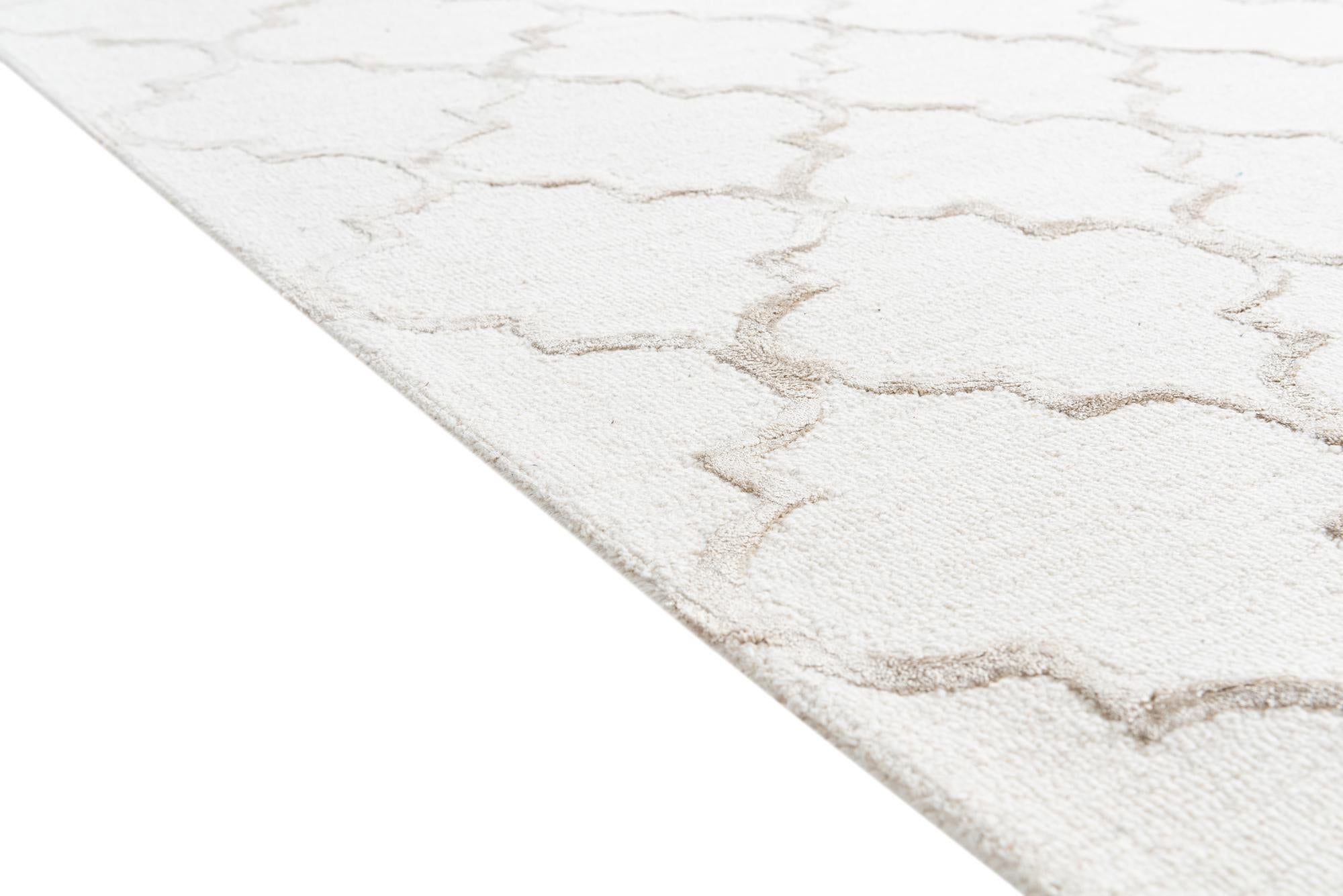 5' 1 x 7' 7 Luna Rug