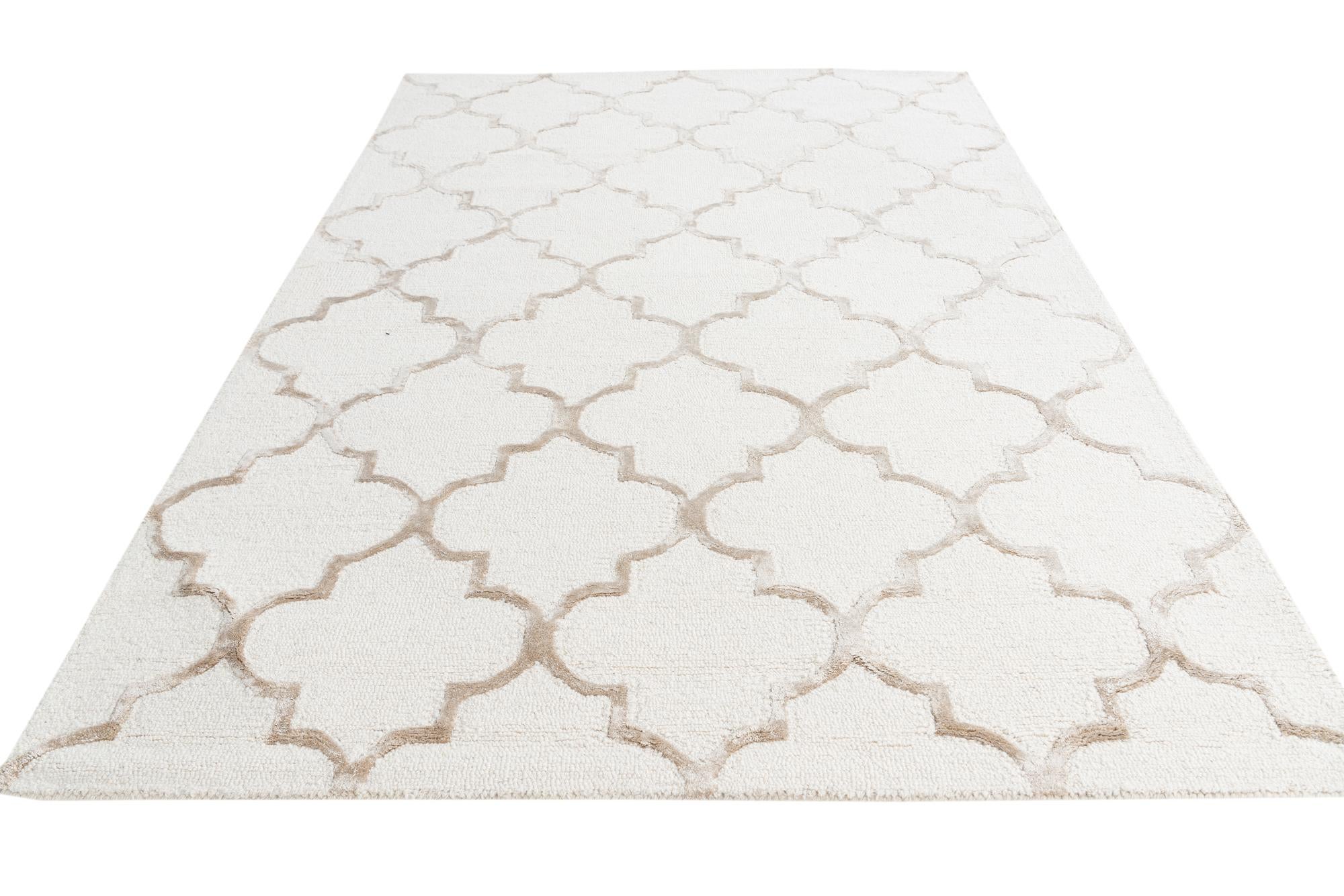 5' 1 x 7' 7 Luna Rug