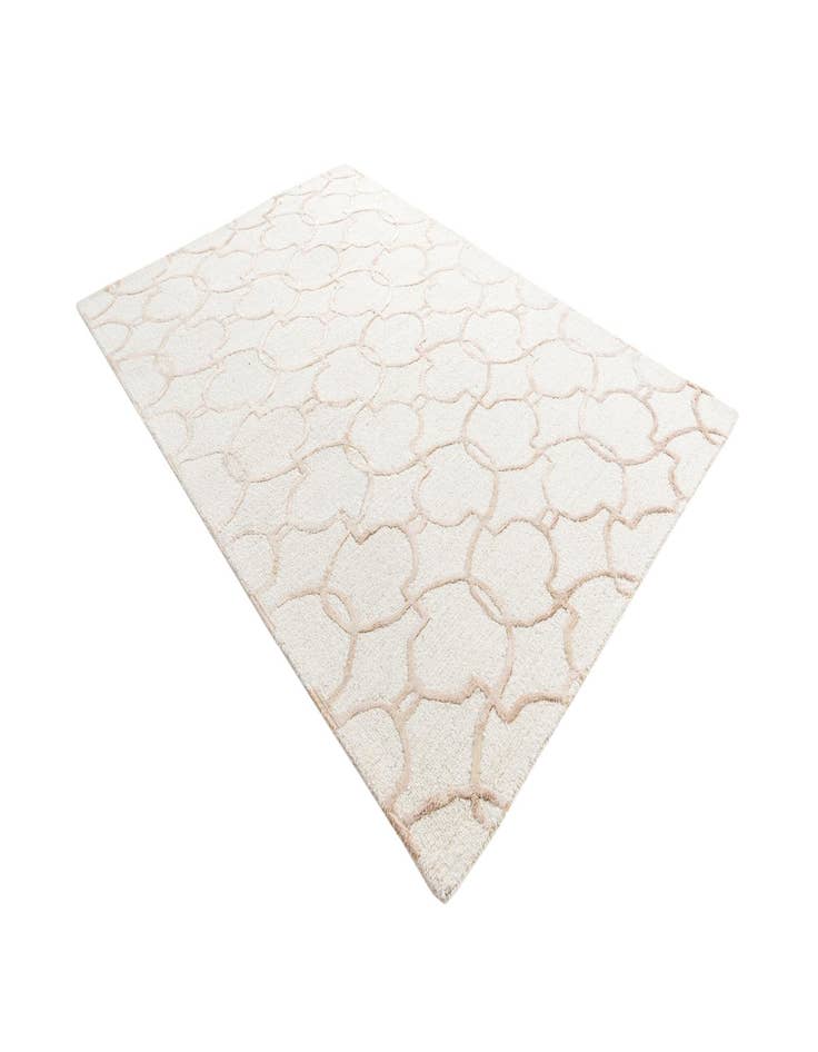 Detail image of 5' 1 x 7' 6 Luna Rug