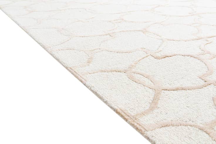Detail image of 5' 1 x 7' 6 Luna Rug