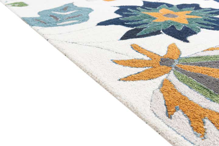 5' 1 x 8' Luna Rug