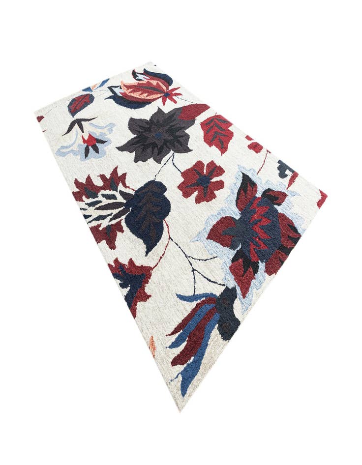 Detail image of 5' 1 x 8' Luna Rug