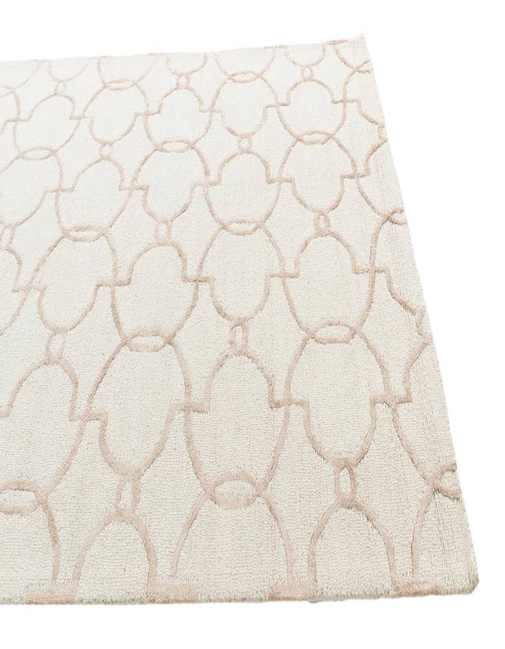 Detail image of 5' 1 x 7' 5 Luna Rug