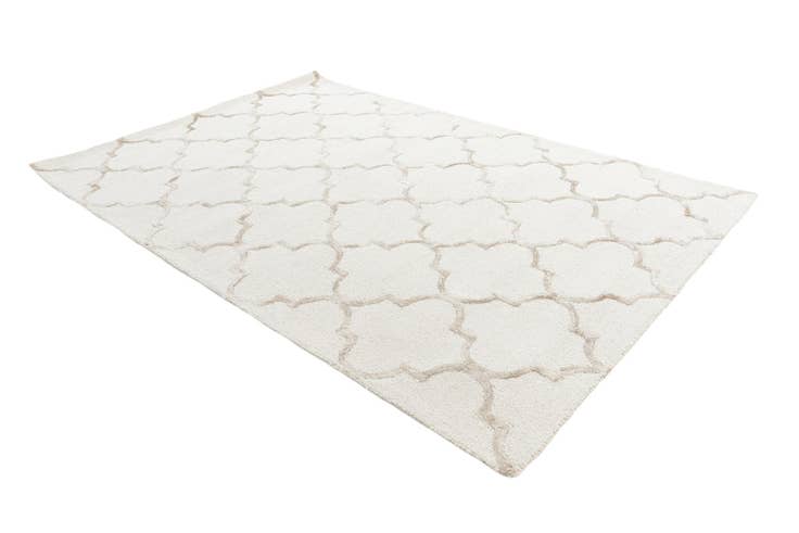 Detail image of 5' x 7' 6 Luna Rug