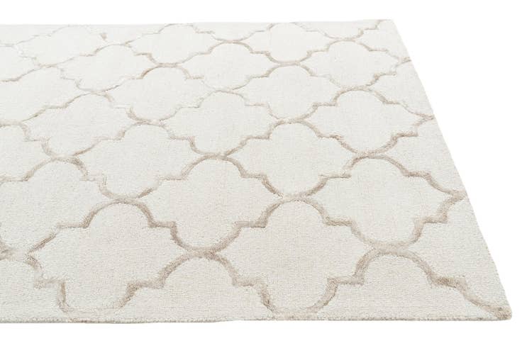 Detail image of 5' x 7' 6 Luna Rug