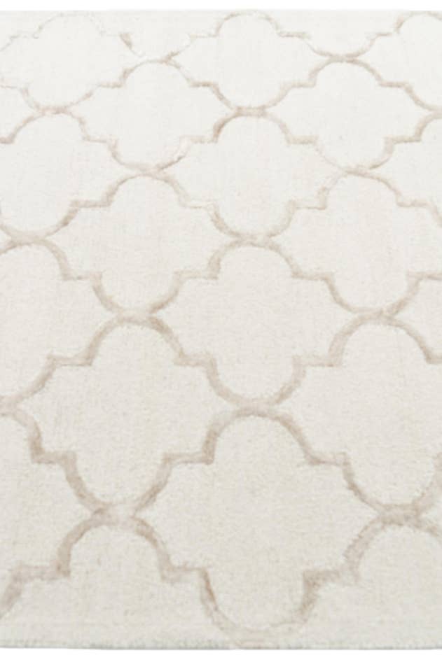 Detail image of 5' x 7' 6 Luna Rug