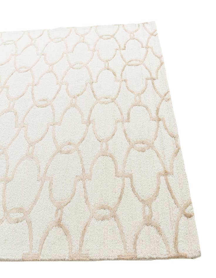 Detail image of 5' 1 x 7' 6 Luna Rug