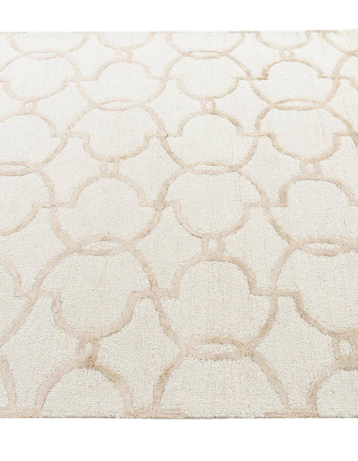 Detail image of 5' 1 x 7' 6 Luna Rug