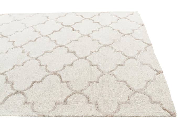 Detail image of 5' x 7' 5 Luna Rug