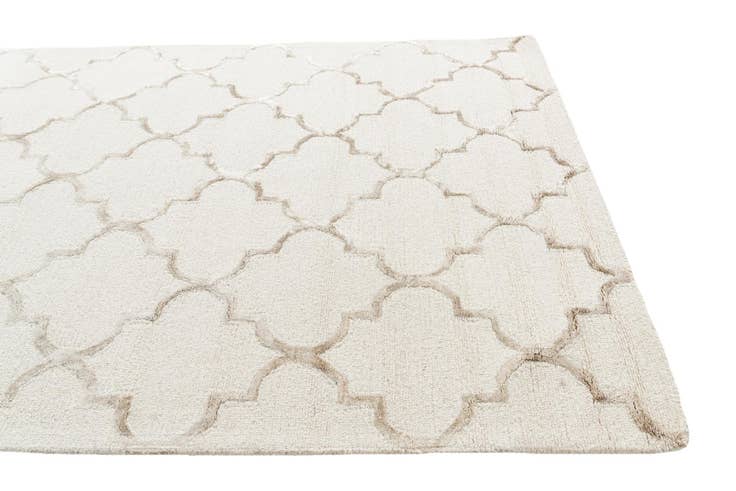 Detail image of 5' 1 x 7' 6 Luna Rug