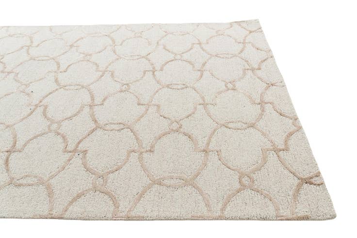 Detail image of 5' 1 x 7' 7 Luna Rug