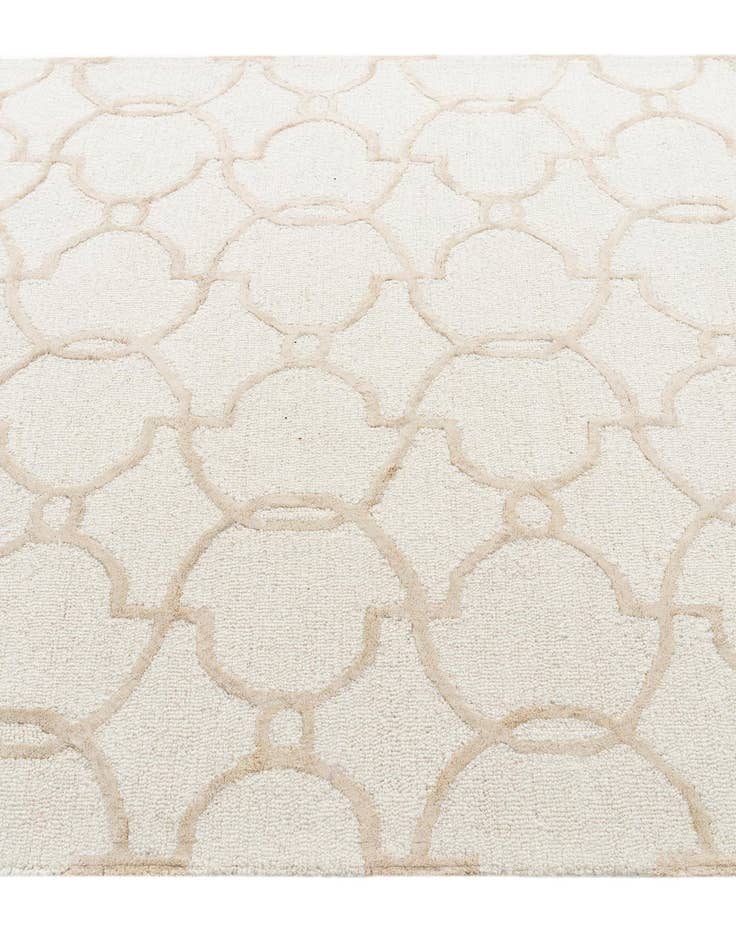 Detail image of 5' 1 x 7' 6 Luna Rug