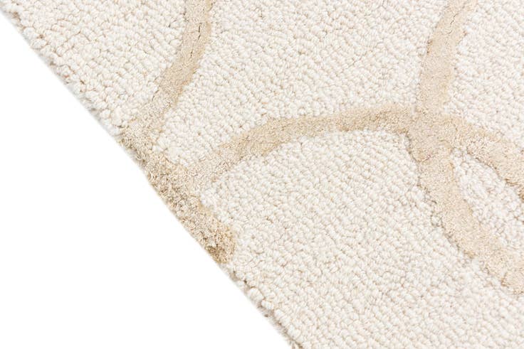 Detail image of 2' 1 x 3' 1 Luna Rug