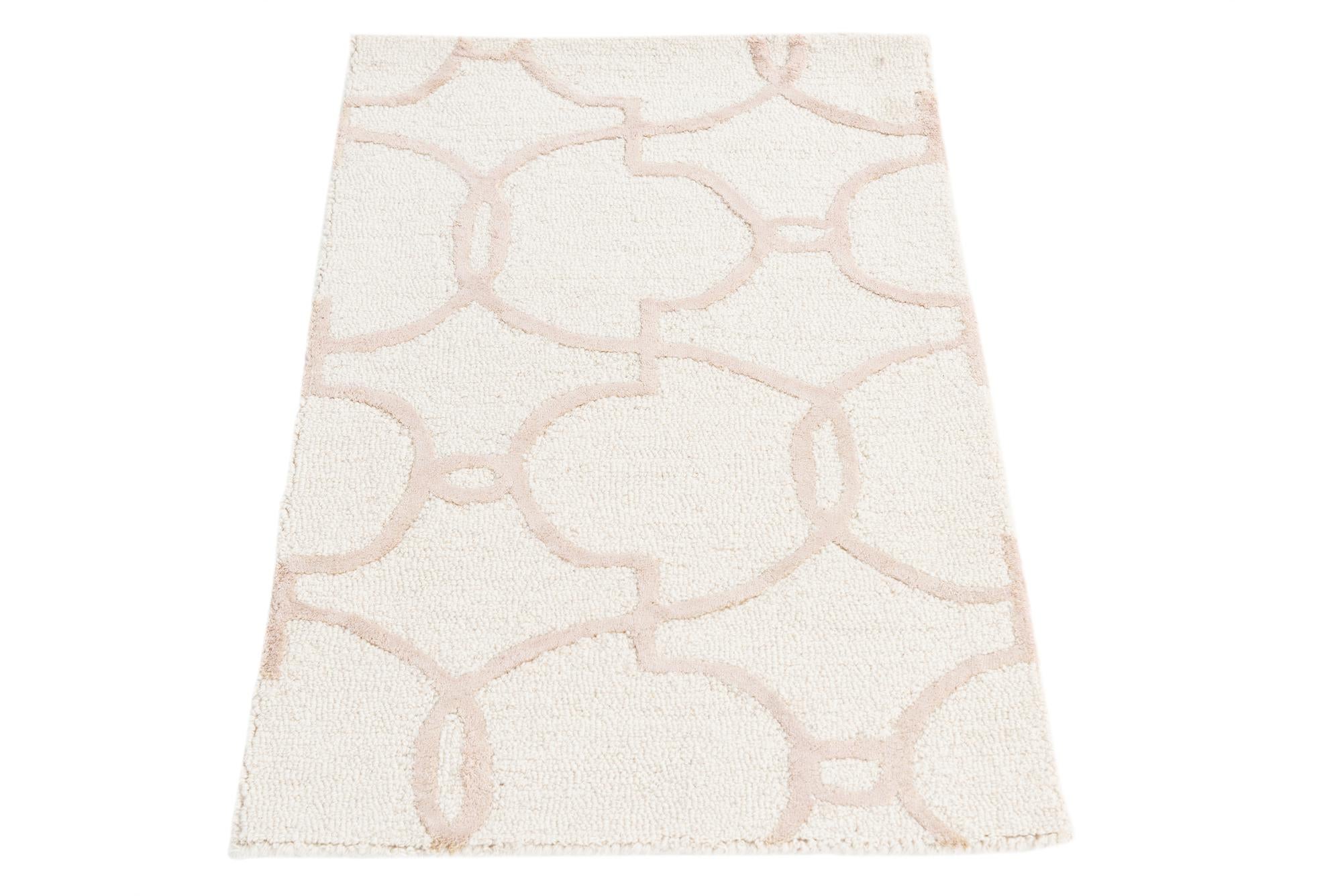 2' x 3' Luna Rug