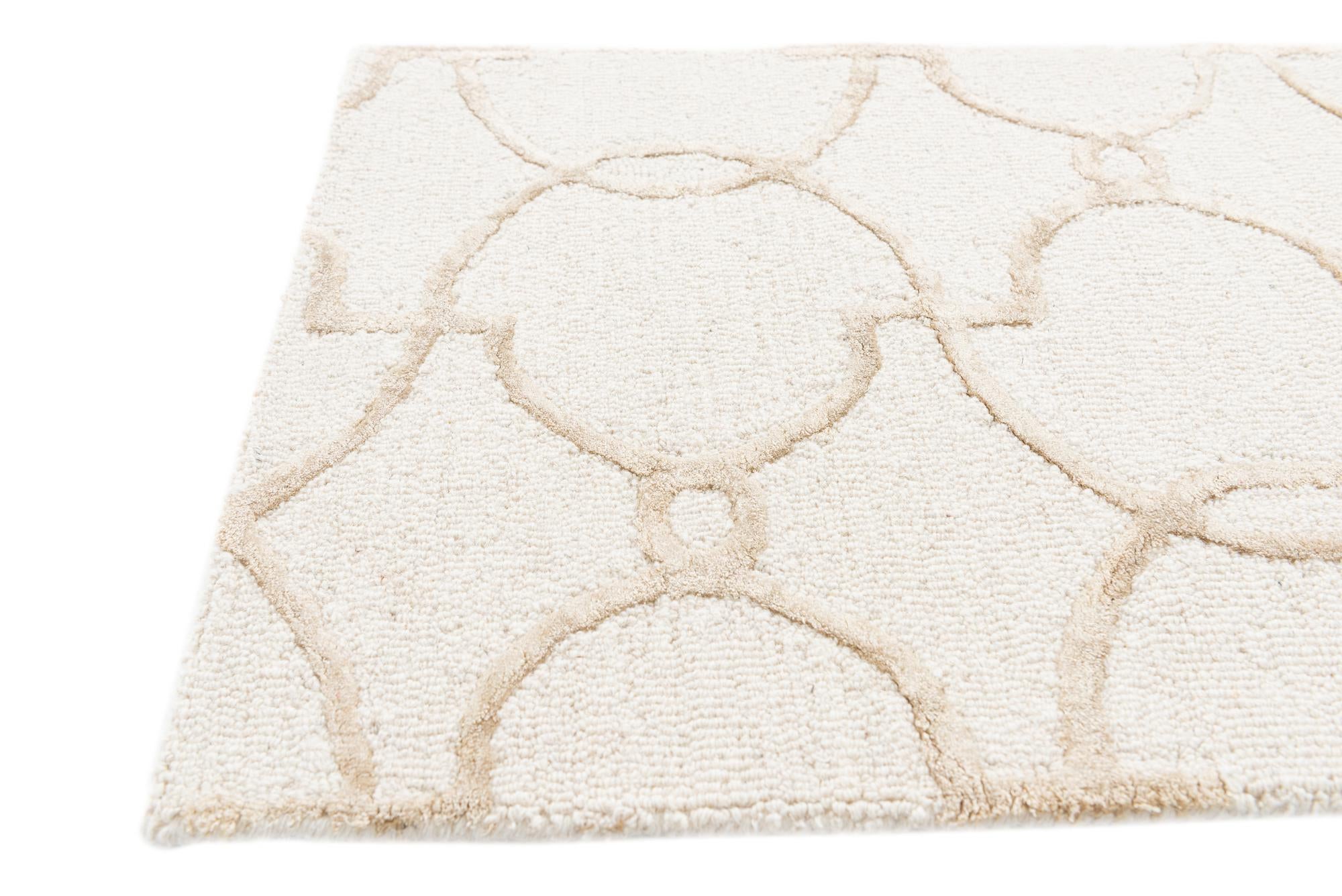 2' x 3' Luna Rug
