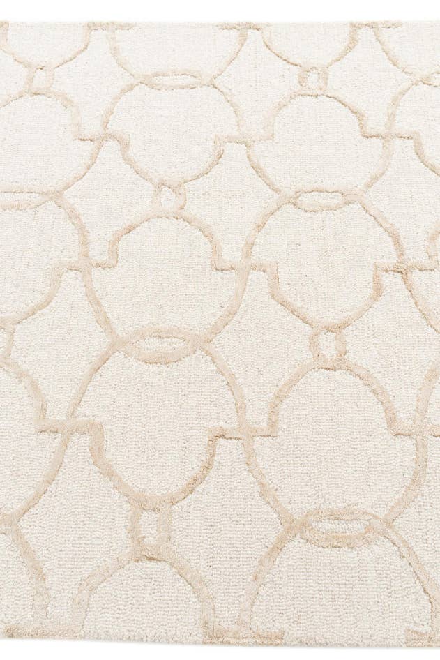 Detail image of 4' 1 x 6' Luna Rug