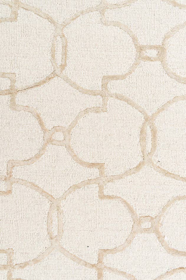 Detail image of 4' 1 x 6' Luna Rug