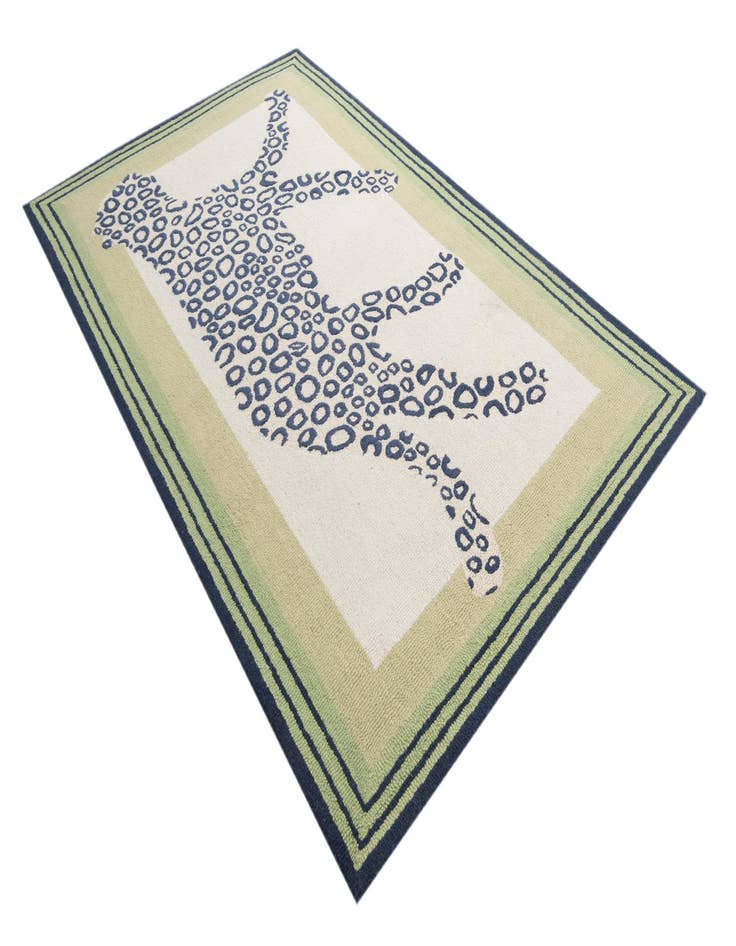 Detail image of 5' x 7' 10 Luna Rug