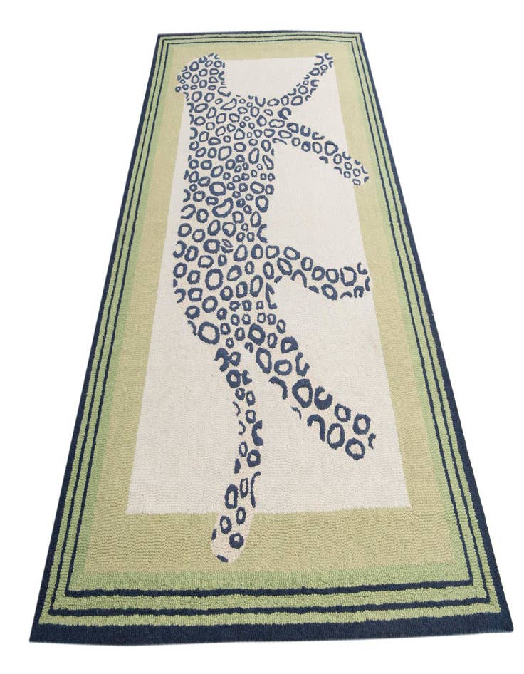 Detail image of 5' x 7' 10 Luna Rug