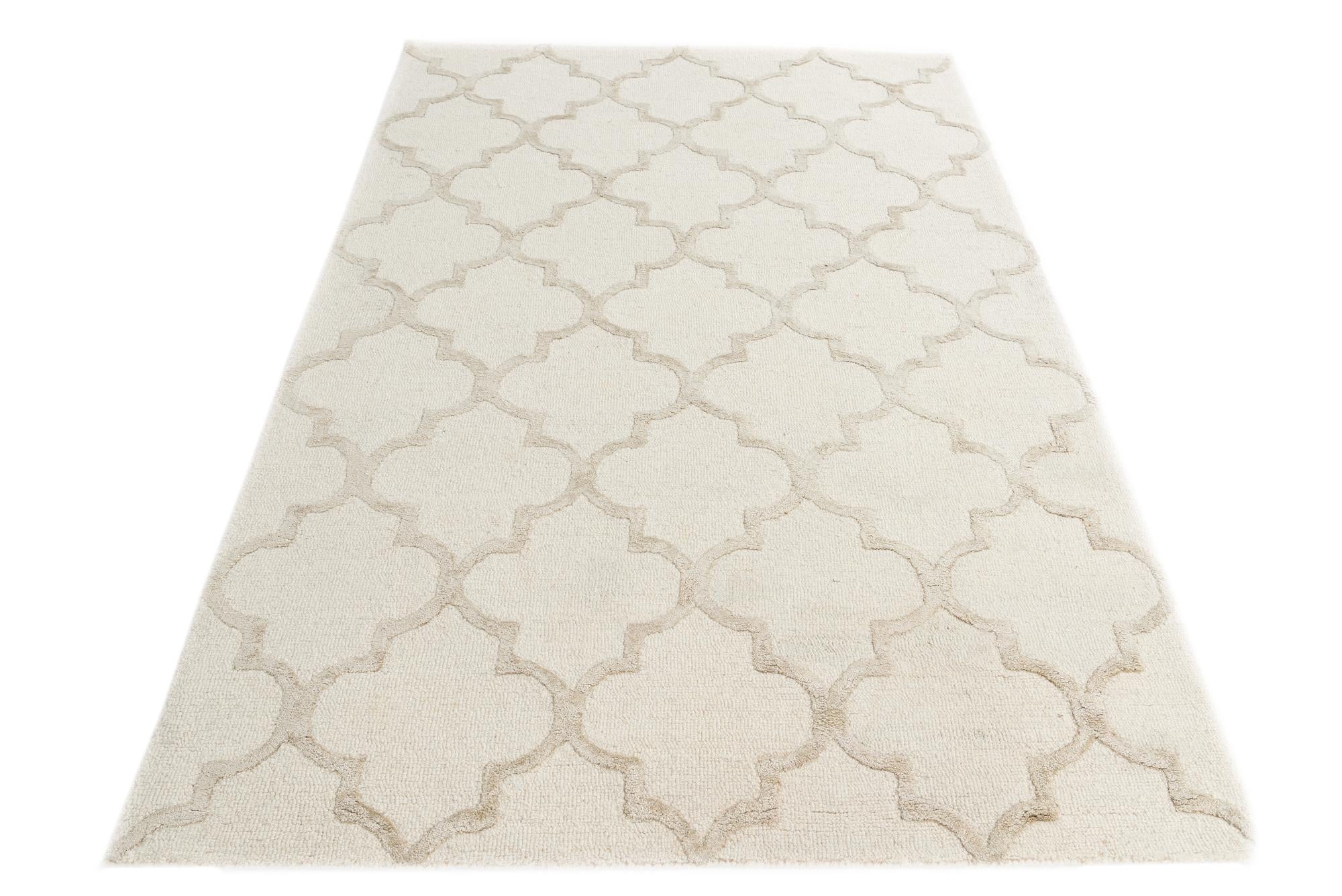 5' x 7' 5 Luna Rug