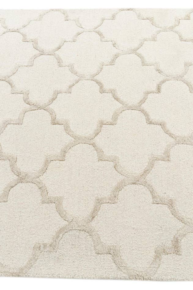 Detail image of 5' x 7' 5 Luna Rug