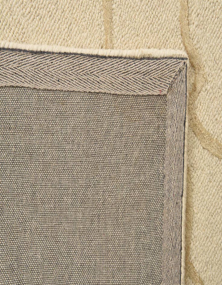 Detail image of 5' x 7' 1 Luna Rug