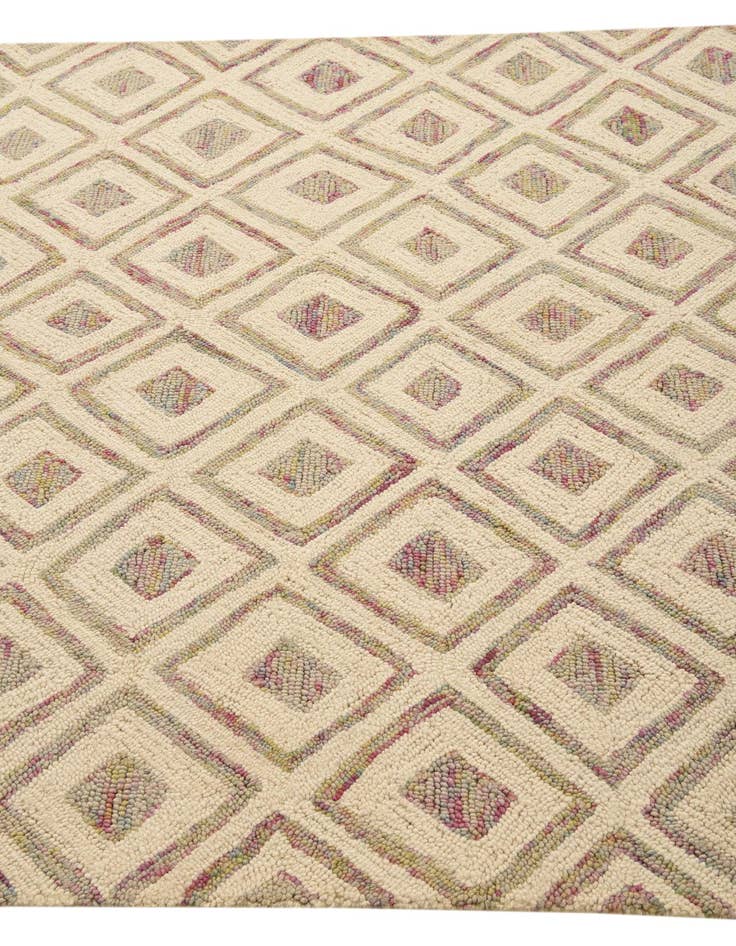 Detail image of 4' 11 x 6' 10 Luna Rug