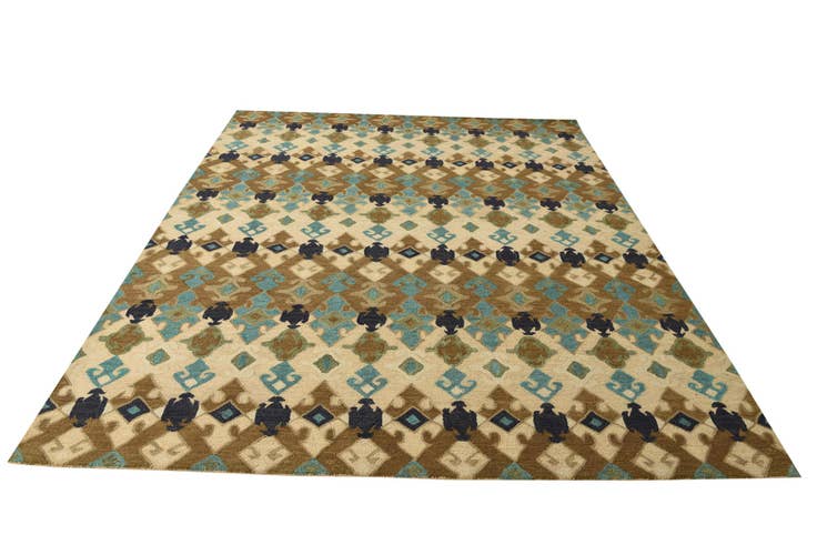 Detail image of 8' 1 x 10' 2 Luna Rug