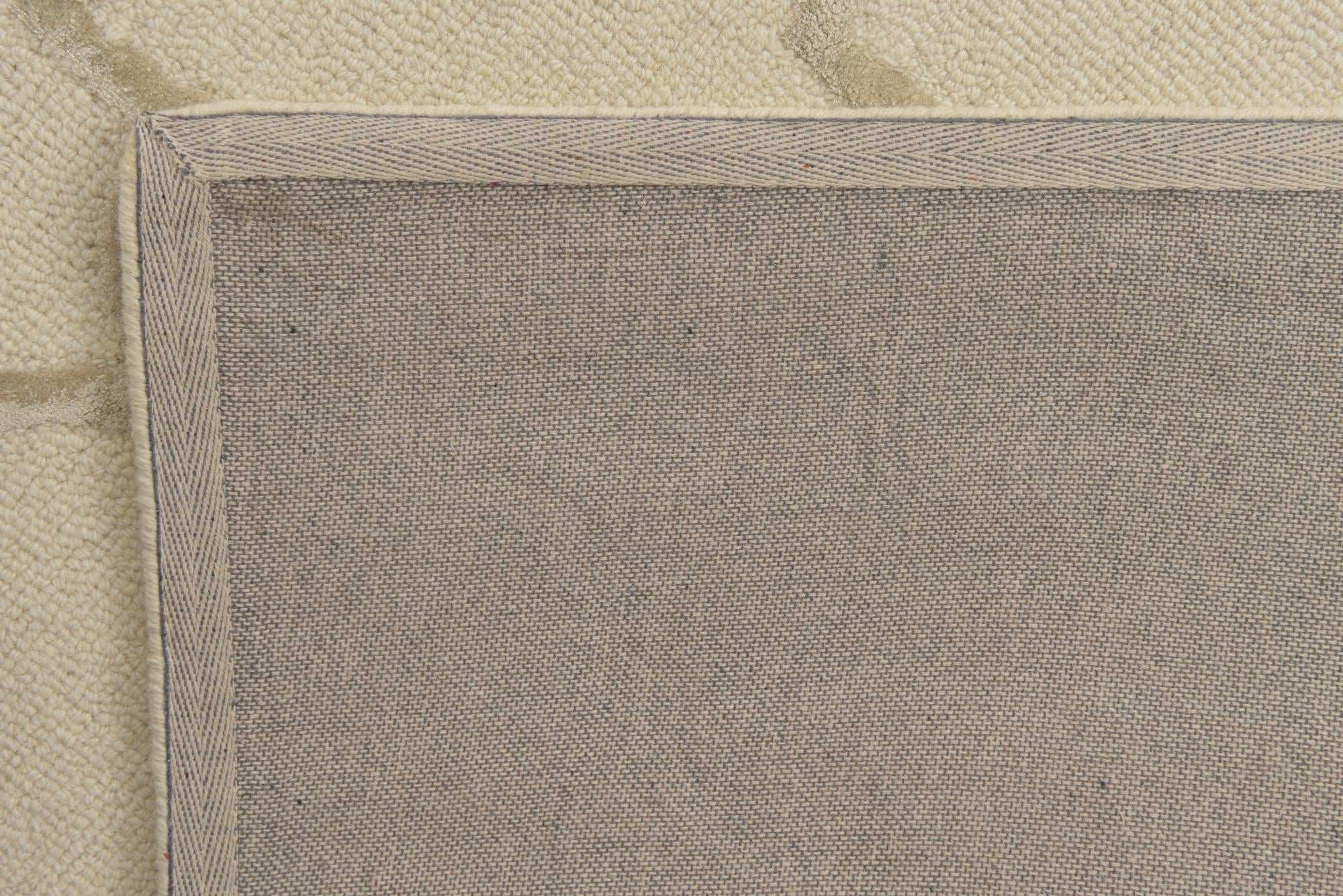 5' x 7' 5 Luna Rug