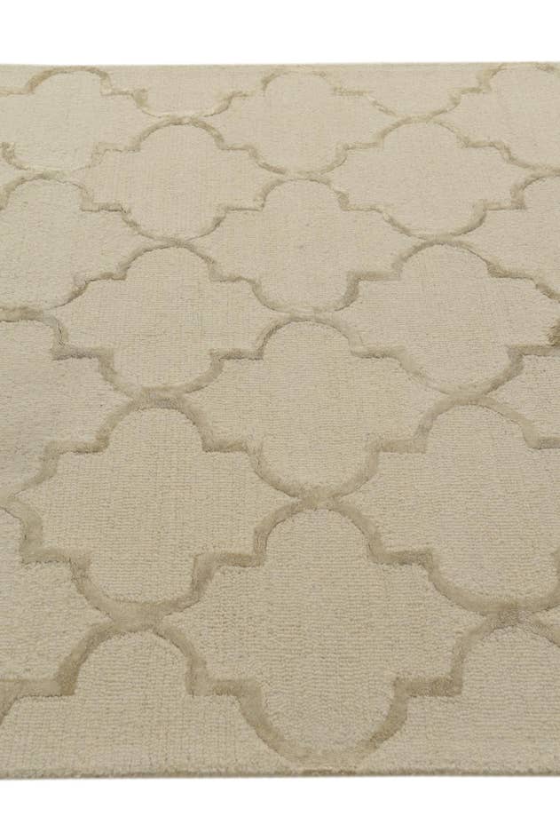 Detail image of 5' 1 x 7' 6 Luna Rug