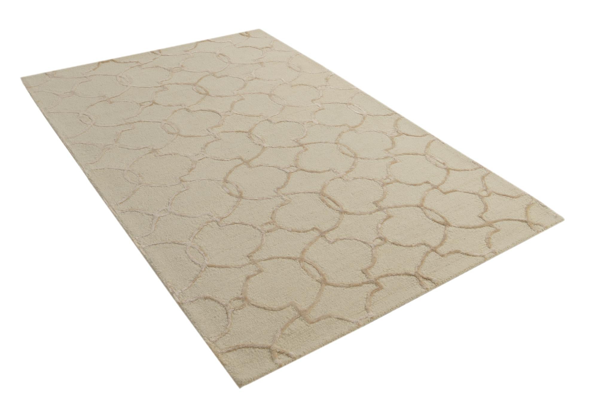 5' 1 x 7' 6 Luna Rug