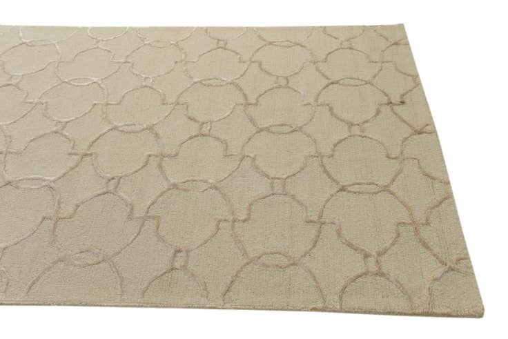 Detail image of 5' x 7' 6 Luna Rug