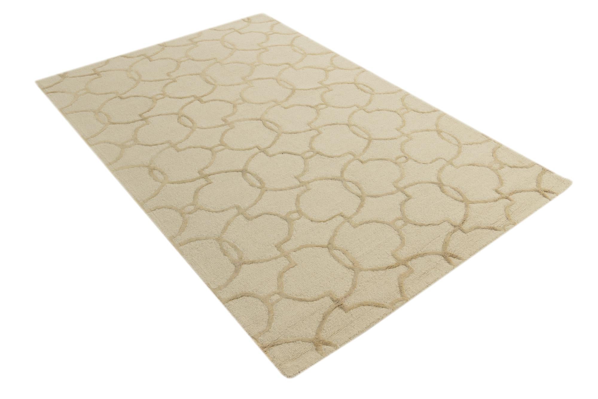 5' x 7' 6 Luna Wool Rug
