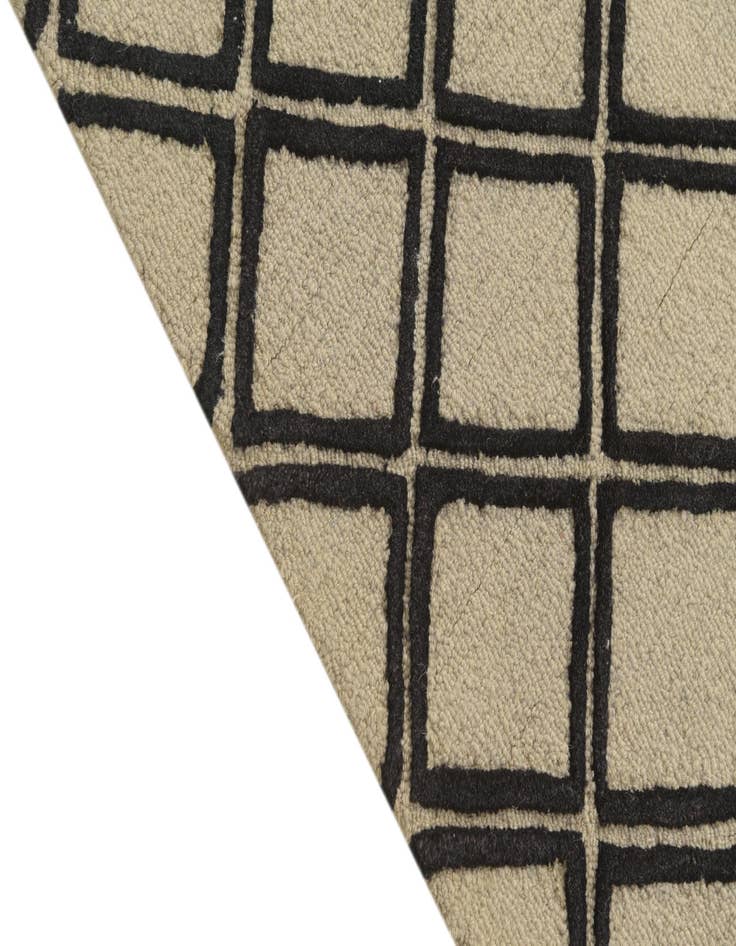 Detail image of 5' 1 x 7' 6 Luna Wool Rug