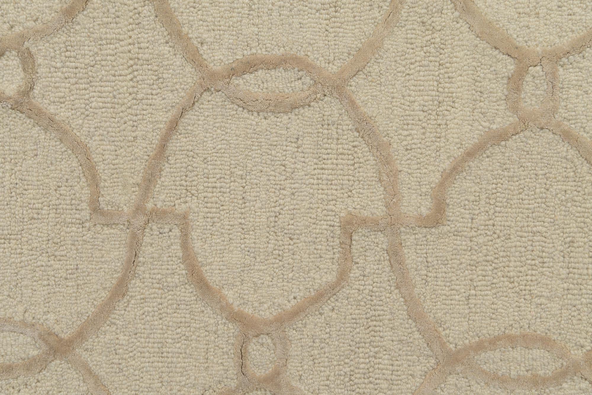 5' 1 x 7' 7 Luna Rug