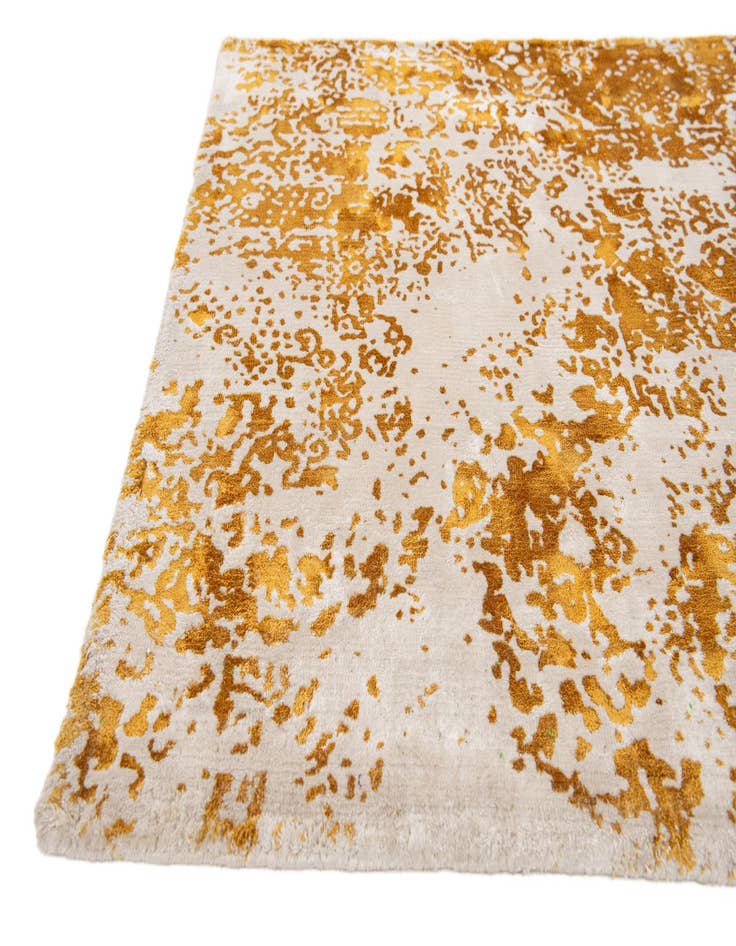 Detail image of 3' x 5' 2 Luna Rug