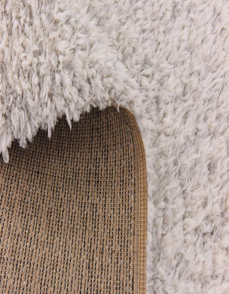 Detail image of 5' 4 x 7' 9 Luxury Solid Shag Rug