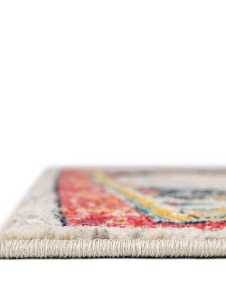 Detail image of 7' 10 x 10' Madeline Rug