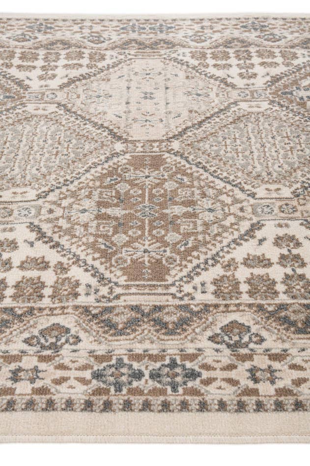 Detail image of 5' x 7' 10 Mamluk Rug