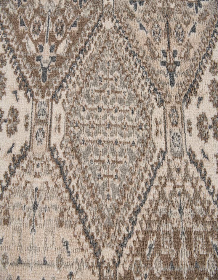 Detail image of 5' x 7' 10 Mamluk Rug