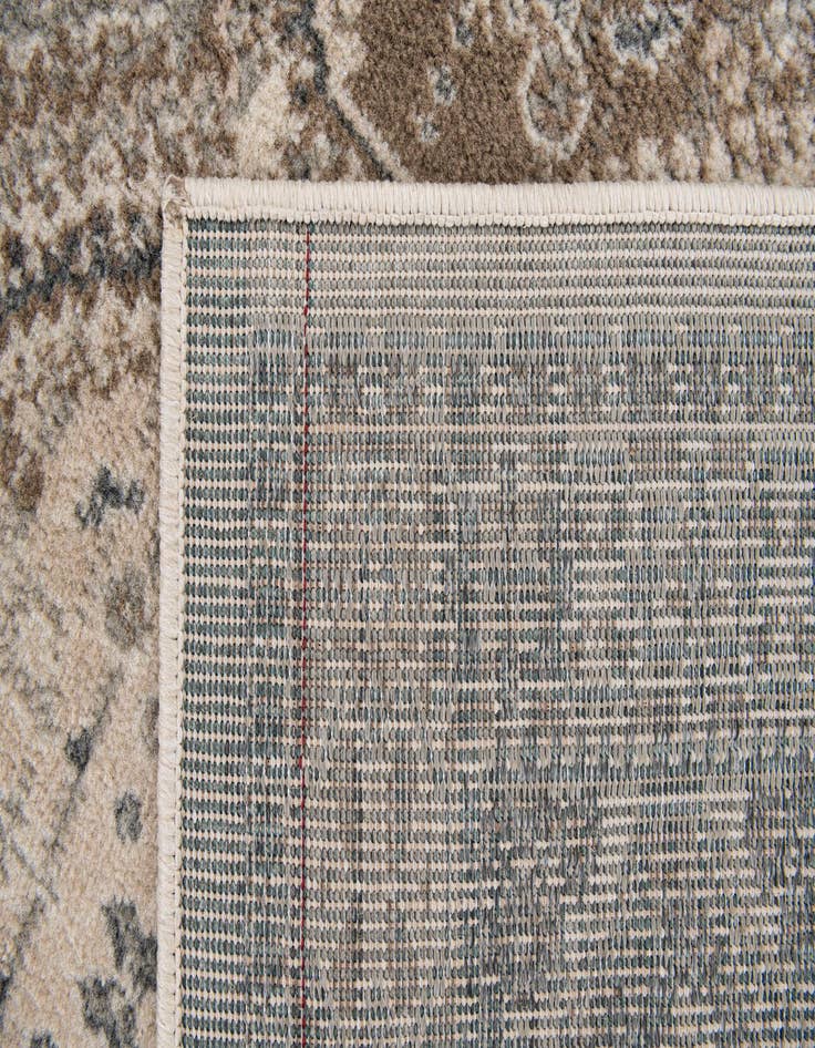 Detail image of 5' x 7' 10 Mamluk Rug