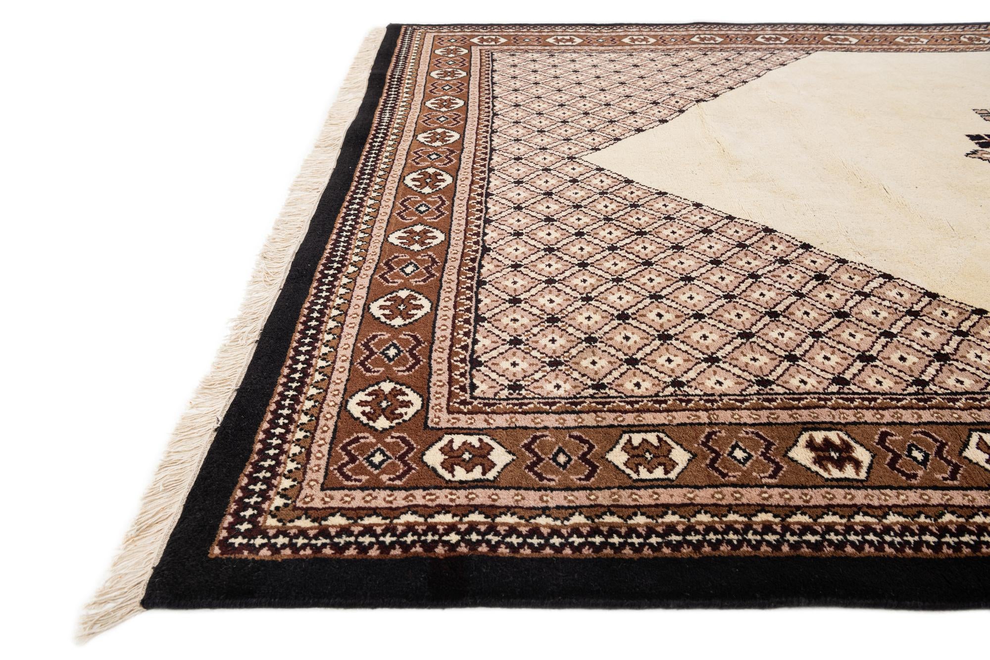 6' 7 x 10' Hand Knotted Memeih Wool Rug