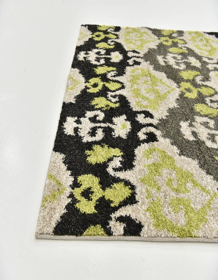 Detail image of 5' x 7' 7 Midas Frieze Rug