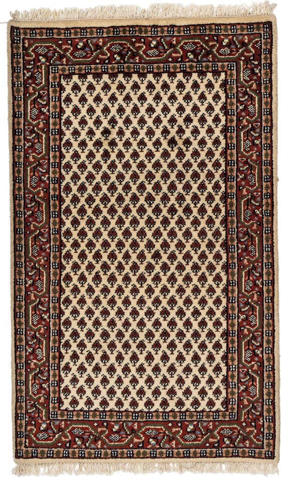 Detail image of 3' 2 x 5' 2 Hand Knotted Mir Wool Rug